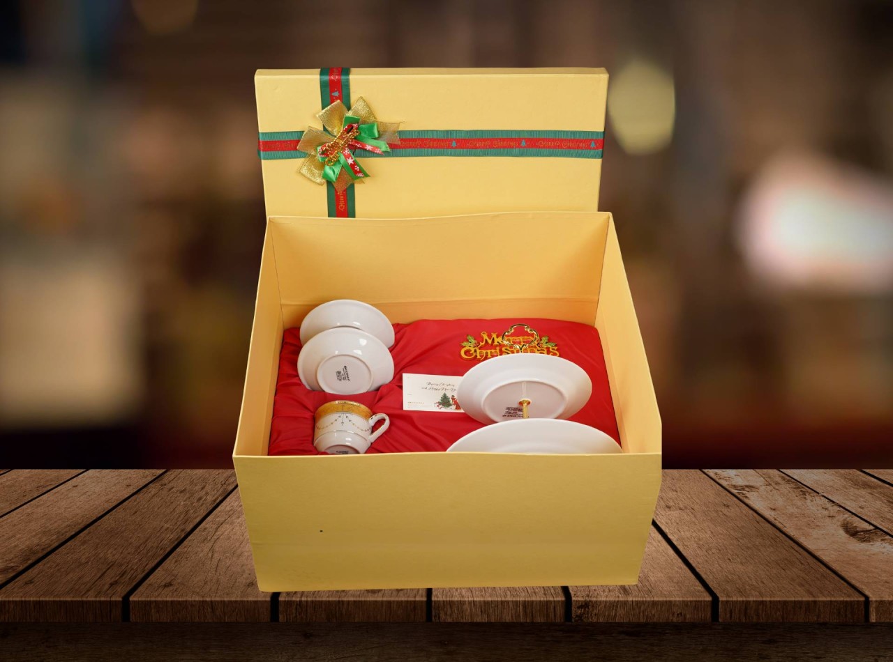 2025 HAMPERS NATAL CLARICE PADI